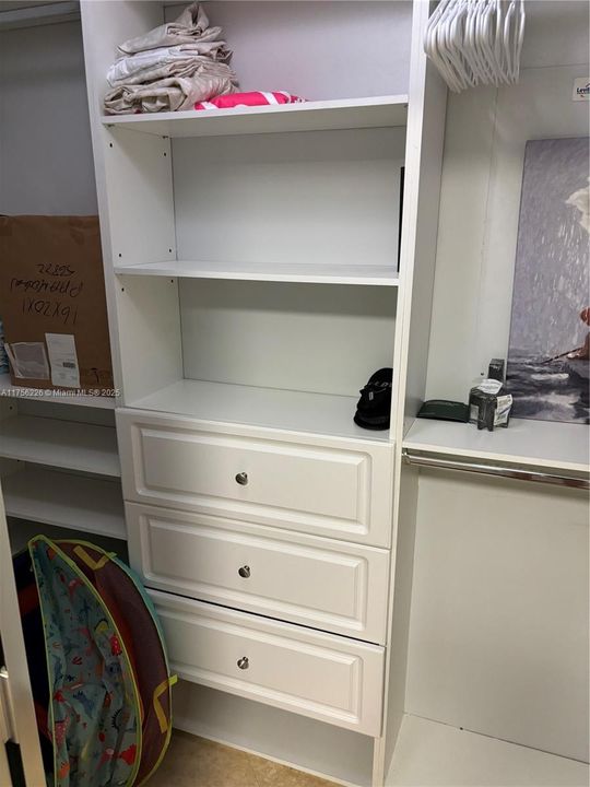 En Venta: $630,000 (1 camas, 1 baños, 844 Pies cuadrados)