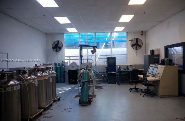 最近售出: $8,000,000 (0 贝兹, 0 浴室, 0 平方英尺)