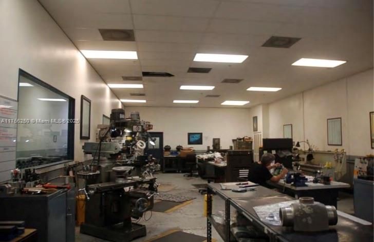 最近售出: $8,000,000 (0 贝兹, 0 浴室, 0 平方英尺)