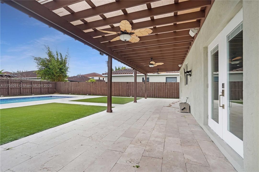 Recently Rented: $5,250 (4 beds, 2 baths, 2587 Square Feet)