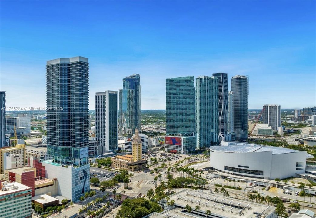 En Venta: $1,595,000 (3 camas, 3 baños, 1150 Pies cuadrados)