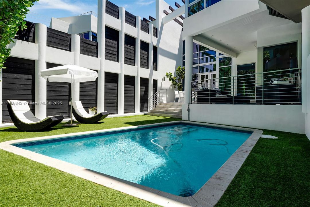 待售: $2,950,000 (4 贝兹, 3 浴室, 2448 平方英尺)