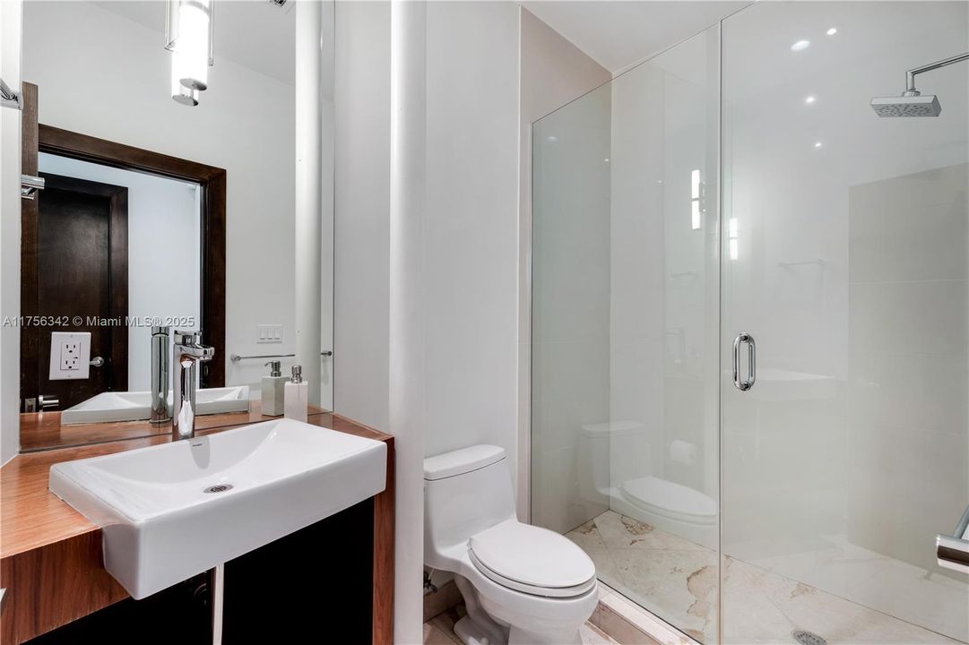 待售: $2,950,000 (4 贝兹, 3 浴室, 2448 平方英尺)