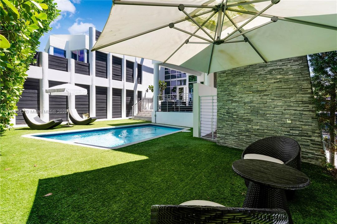 待售: $2,950,000 (4 贝兹, 3 浴室, 2448 平方英尺)