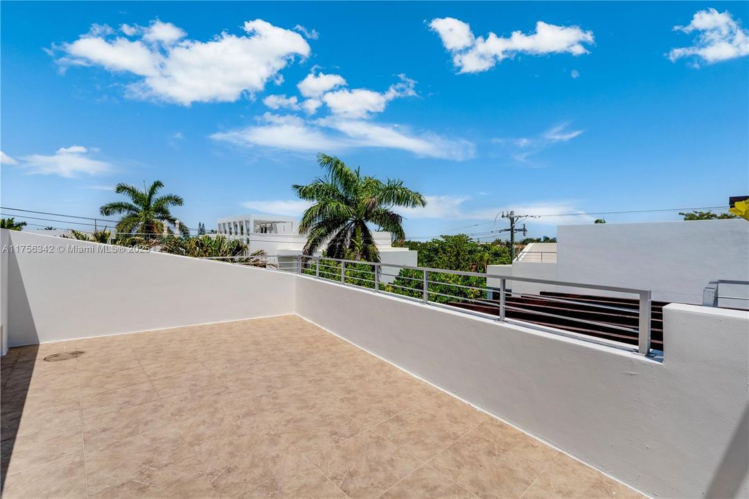 待售: $2,950,000 (4 贝兹, 3 浴室, 2448 平方英尺)