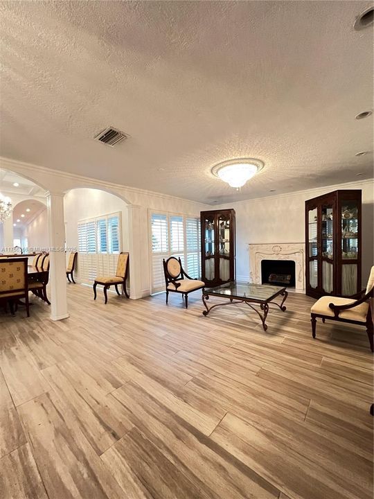 Недавно арендовано: $3,200 (2 спален, 2 ванн, 2080 Квадратных фут)