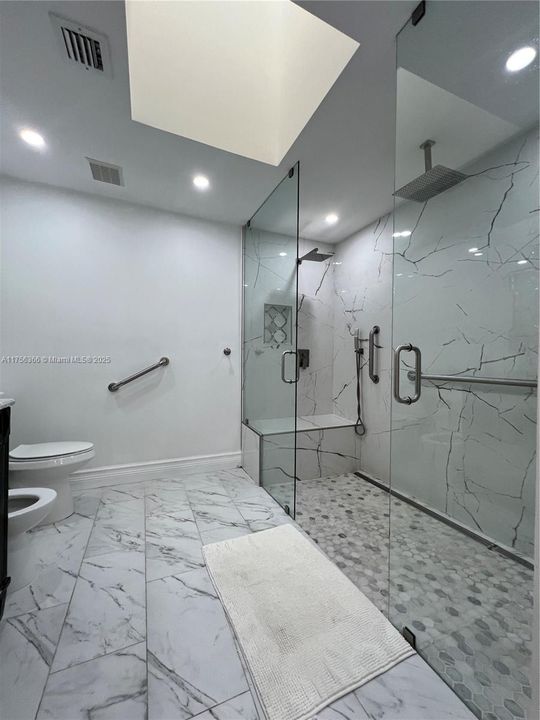 Недавно арендовано: $3,200 (2 спален, 2 ванн, 2080 Квадратных фут)