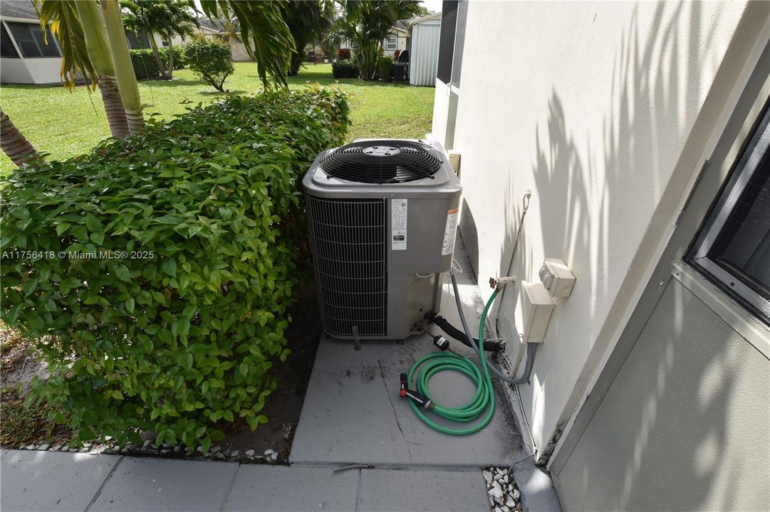 Vendido Recientemente: $124,500 (1 camas, 1 baños, 661 Pies cuadrados)