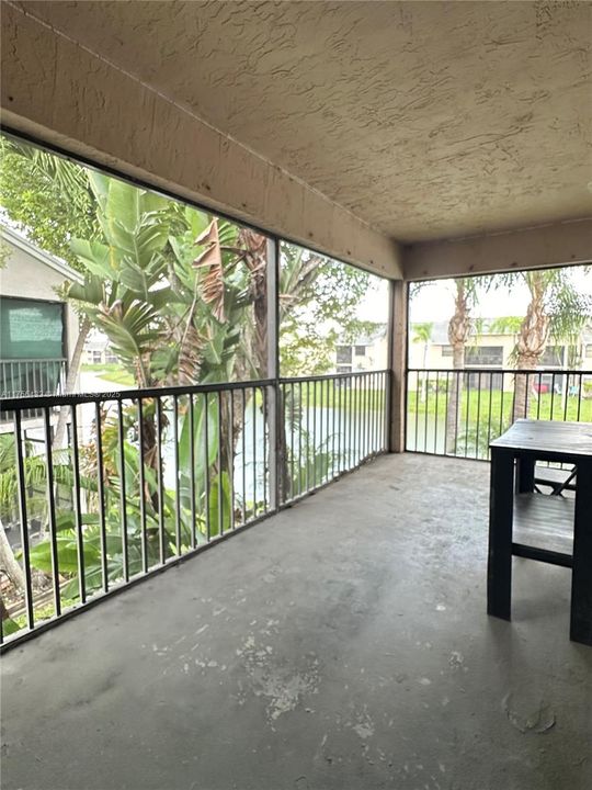 Recently Sold: $220,000 (3 beds, 2 baths, 1195 Square Feet)