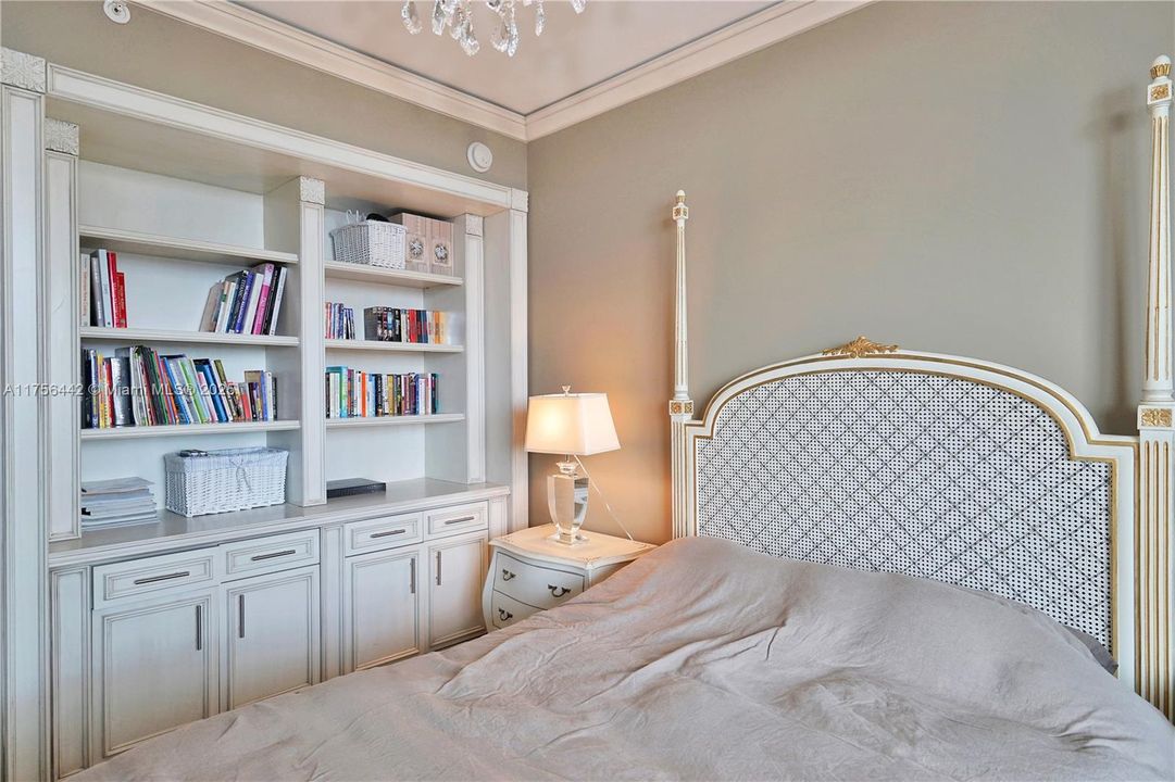 En Venta: $3,250,000 (3 camas, 3 baños, 2214 Pies cuadrados)