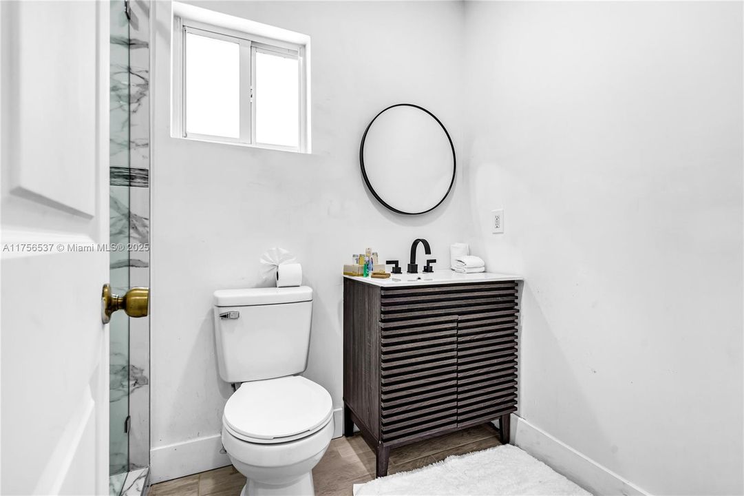 Recently Sold: $1,400,000 (4 beds, 3 baths, 2132 Square Feet)