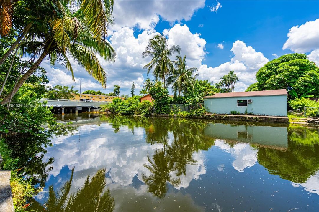 Recently Sold: $1,400,000 (4 beds, 3 baths, 2132 Square Feet)