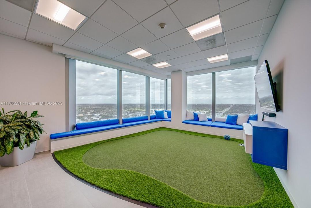 Недавно арендовано: $43 (0 спален, 0 ванн, 0 Квадратных фут)