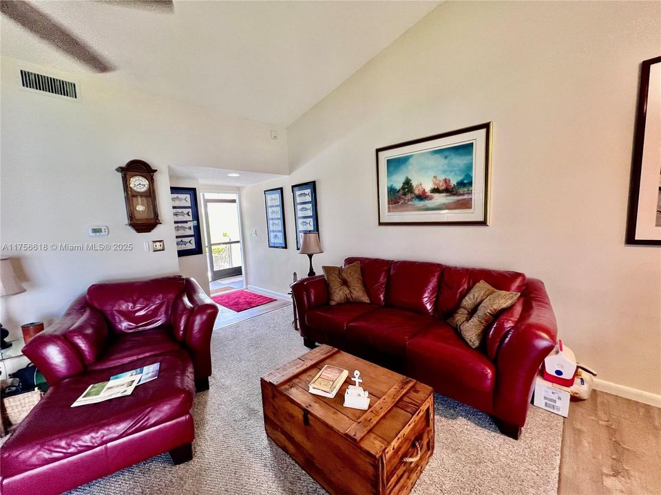 En Venta: $220,000 (1 camas, 1 baños, 685 Pies cuadrados)