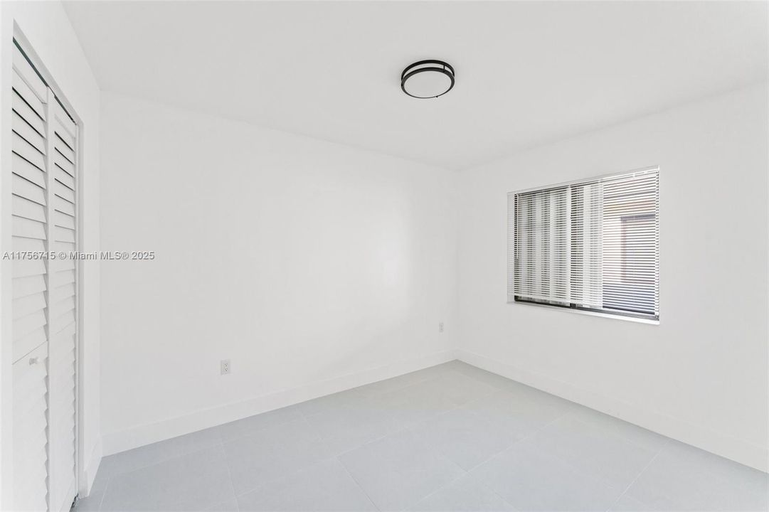 Vendido Recientemente: $499,000 (3 camas, 2 baños, 1081 Pies cuadrados)