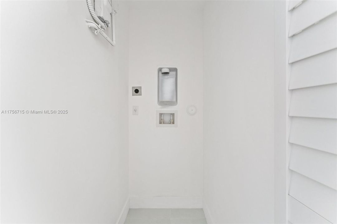 Vendido Recientemente: $499,000 (3 camas, 2 baños, 1081 Pies cuadrados)