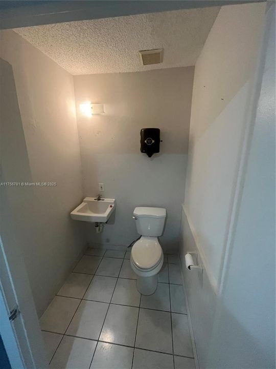 Active With Contract: $1,500 (0 beds, 0 baths, 0 Square Feet)