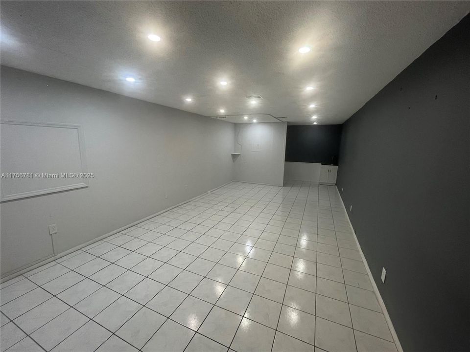 Active With Contract: $1,500 (0 beds, 0 baths, 0 Square Feet)