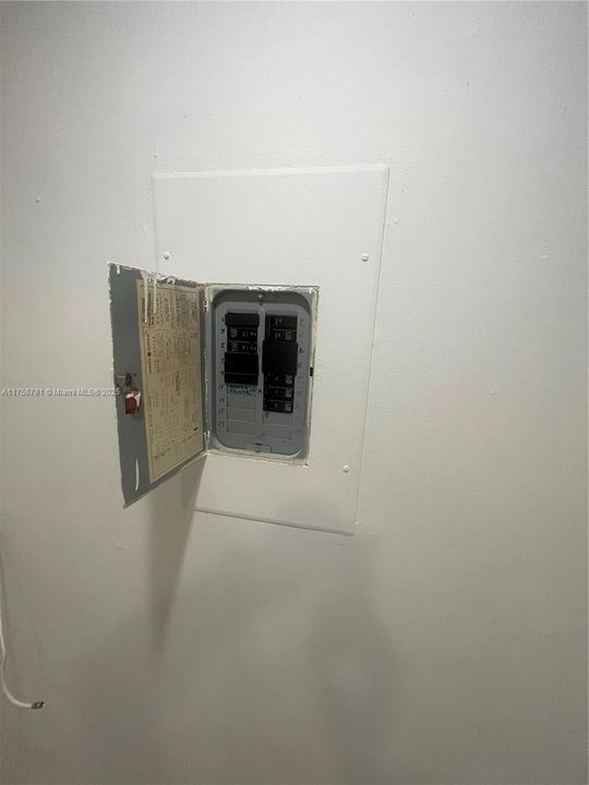 Active With Contract: $1,500 (0 beds, 0 baths, 0 Square Feet)