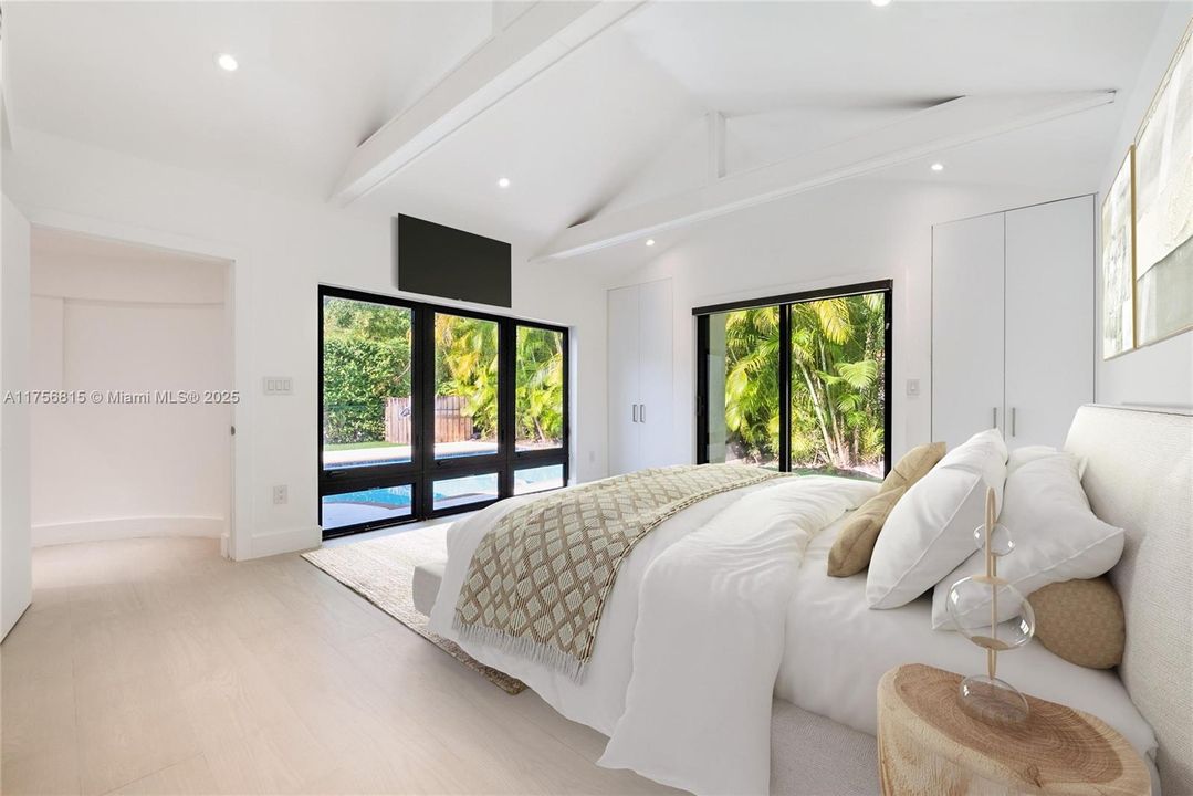 Recientemente alquilado: $13,000 (4 camas, 3 baños, 2312 Pies cuadrados)