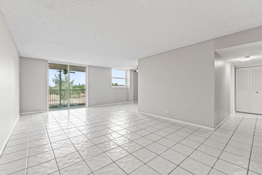 017-5700Northwest2ndAvenue-401-BocaRaton