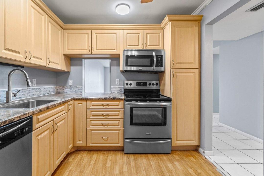 006-5700Northwest2ndAvenue-401-BocaRaton