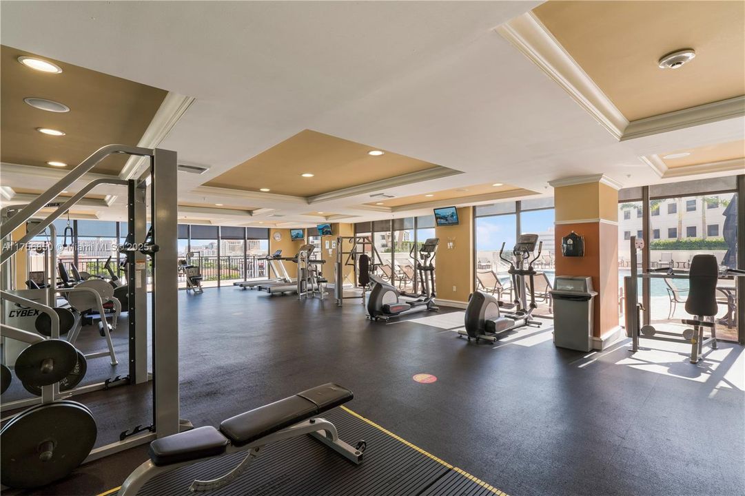 For Sale: $650,000 (3 beds, 2 baths, 1351 Square Feet)