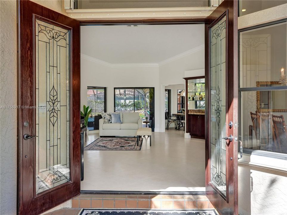 Recently Sold: $1,195,000 (5 beds, 3 baths, 2825 Square Feet)