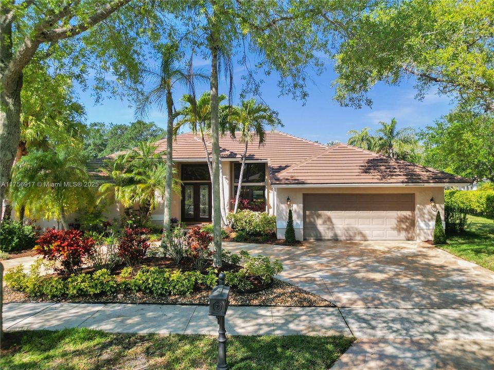 Recently Sold: $1,195,000 (5 beds, 3 baths, 2825 Square Feet)