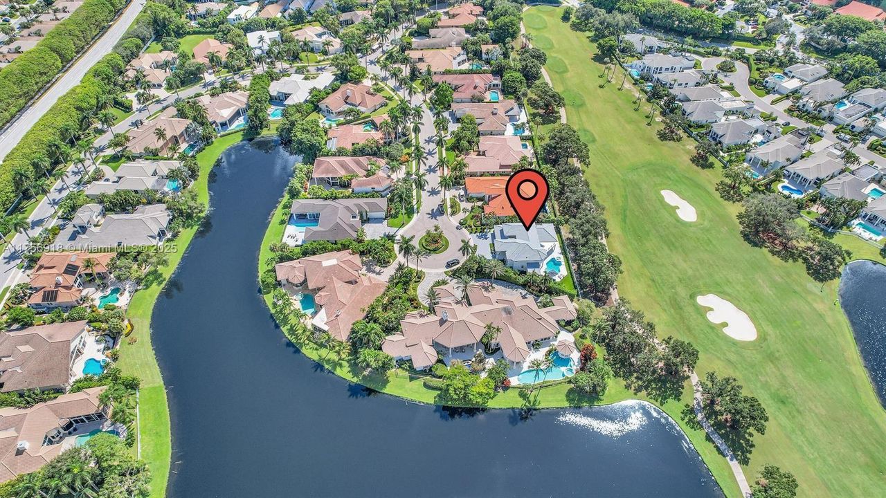 For Sale: $3,895,000 (6 beds, 6 baths, 4201 Square Feet)