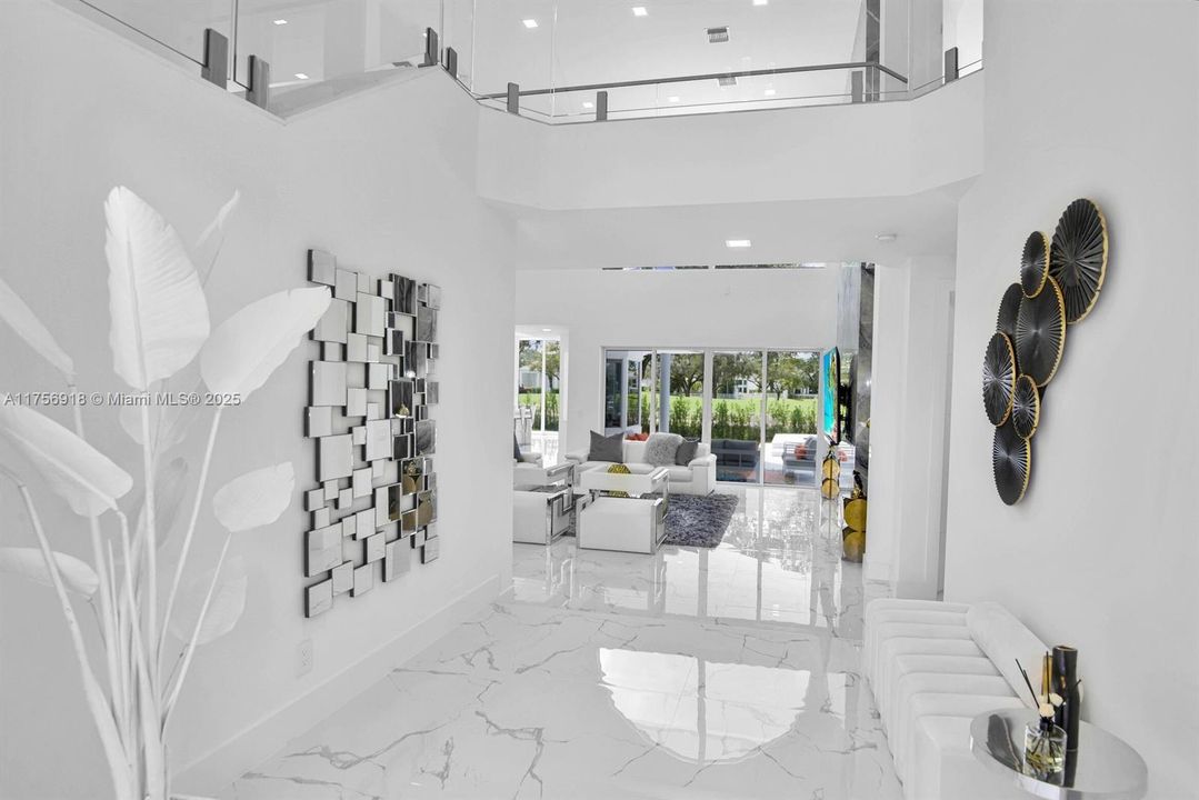 For Sale: $3,895,000 (6 beds, 6 baths, 4201 Square Feet)