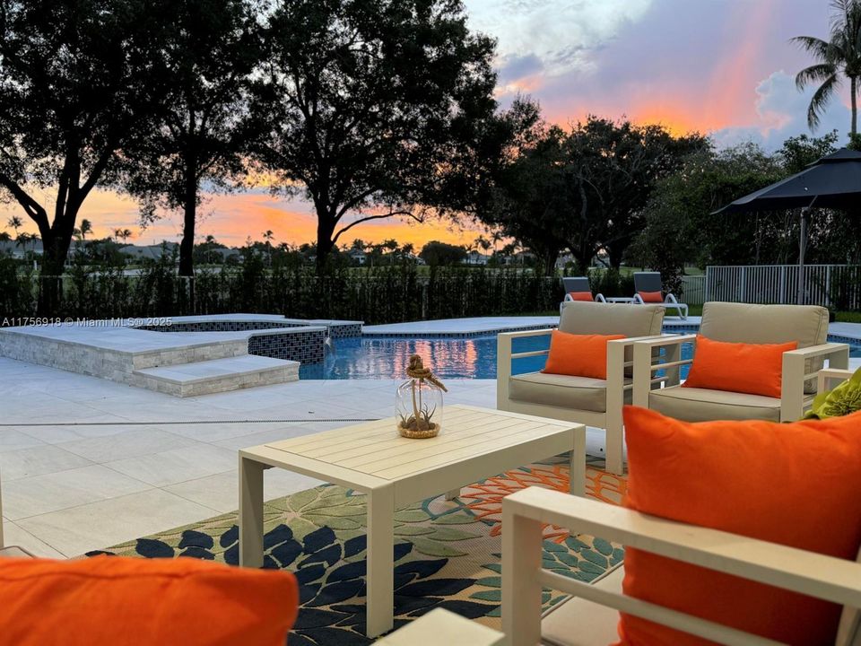 For Sale: $3,895,000 (6 beds, 6 baths, 4201 Square Feet)