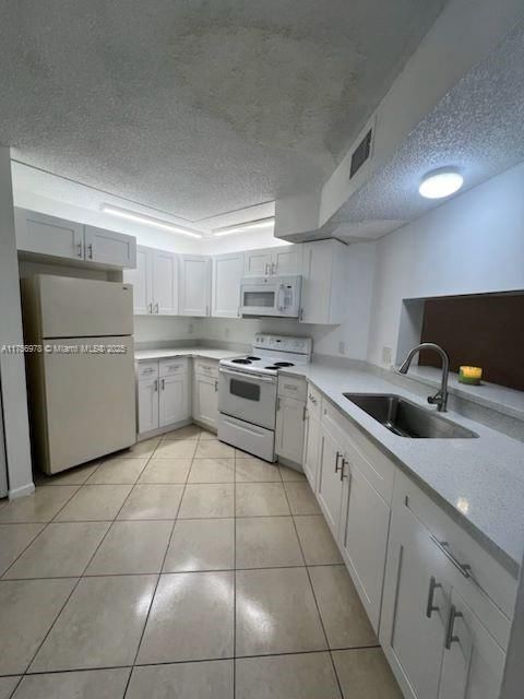 En Venta: $249,900 (2 camas, 2 baños, 970 Pies cuadrados)