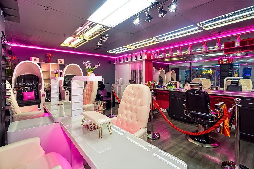 На продажу: $299,000 (0 спален, 0 ванн, 0 Квадратных фут)