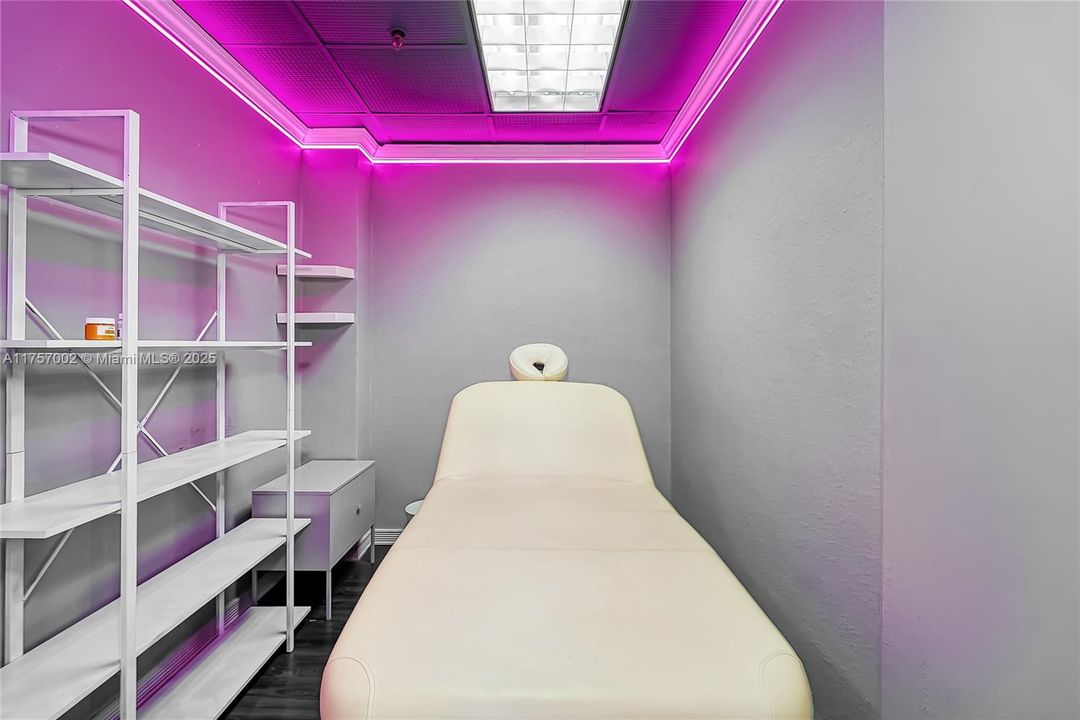 На продажу: $299,000 (0 спален, 0 ванн, 0 Квадратных фут)