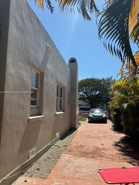 最近售出: $795,000 (3 贝兹, 2 浴室, 1385 平方英尺)