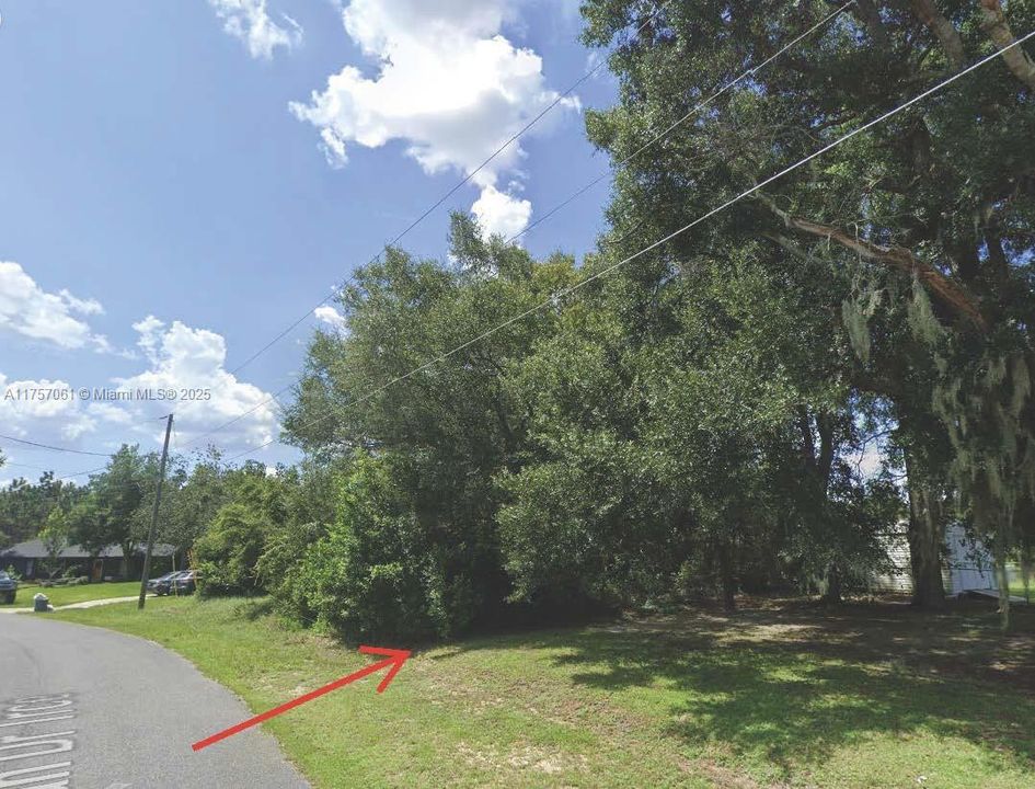 待售: $35,000 (0.28 acres)