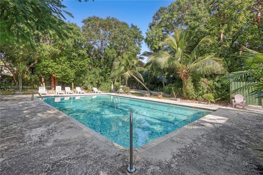 Vendido Recientemente: $1,550,000 (2 camas, 1 baños, 1556 Pies cuadrados)