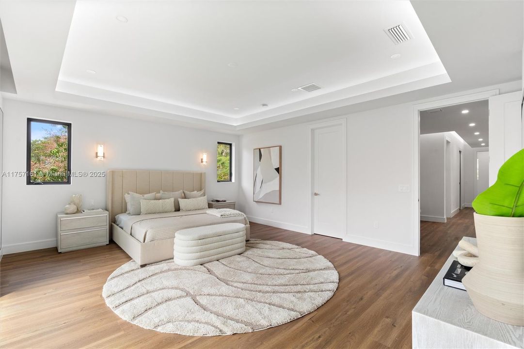 Недавно продано: $2,095,000 (4 спален, 3 ванн, 3235 Квадратных фут)