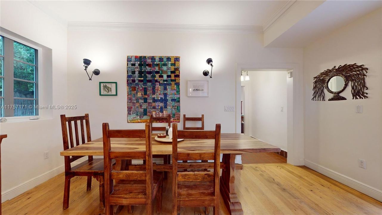 Recently Sold: $2,850,000 (4 beds, 3 baths, 2939 Square Feet)