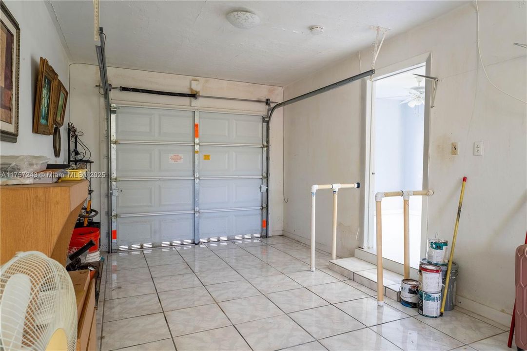 На продажу: $580,000 (3 спален, 1 ванн, 1078 Квадратных фут)