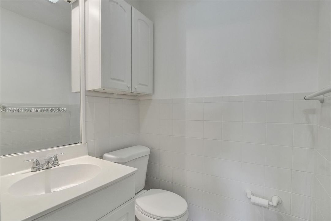 Недавно продано: $595,000 (2 спален, 2 ванн, 1473 Квадратных фут)