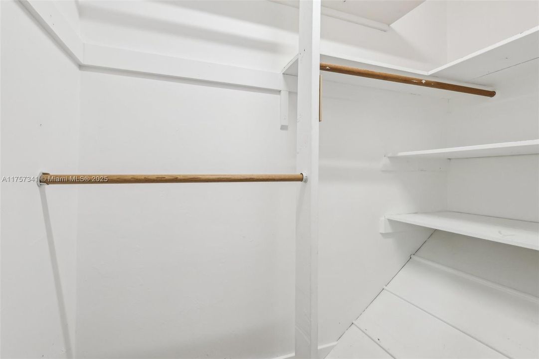 Недавно продано: $595,000 (2 спален, 2 ванн, 1473 Квадратных фут)