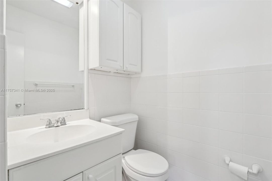 Недавно продано: $595,000 (2 спален, 2 ванн, 1473 Квадратных фут)