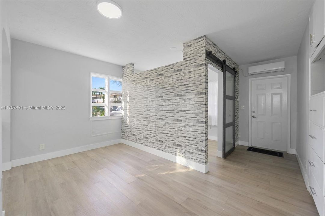 Recently Sold: $3,600,000 (0 beds, 0 baths, 7476 Square Feet)