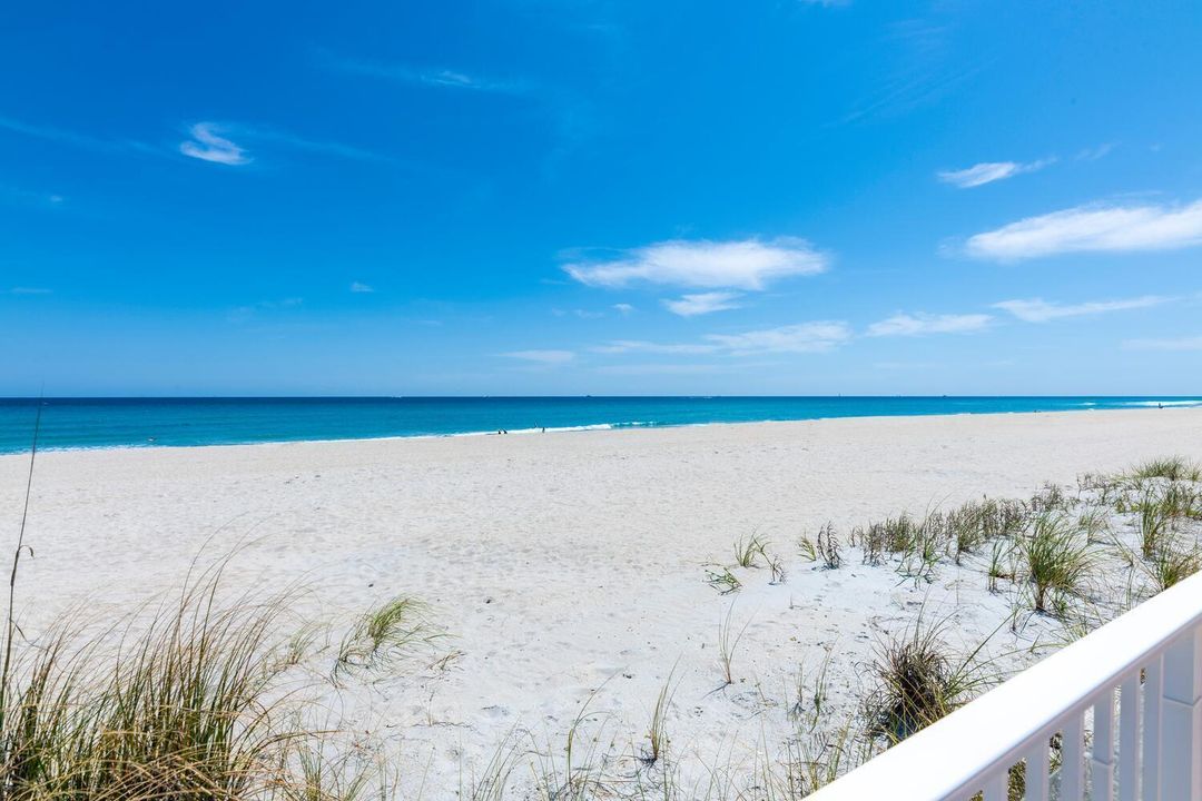 2295 S Ocean Blvd Apt 404 Palm-large-008