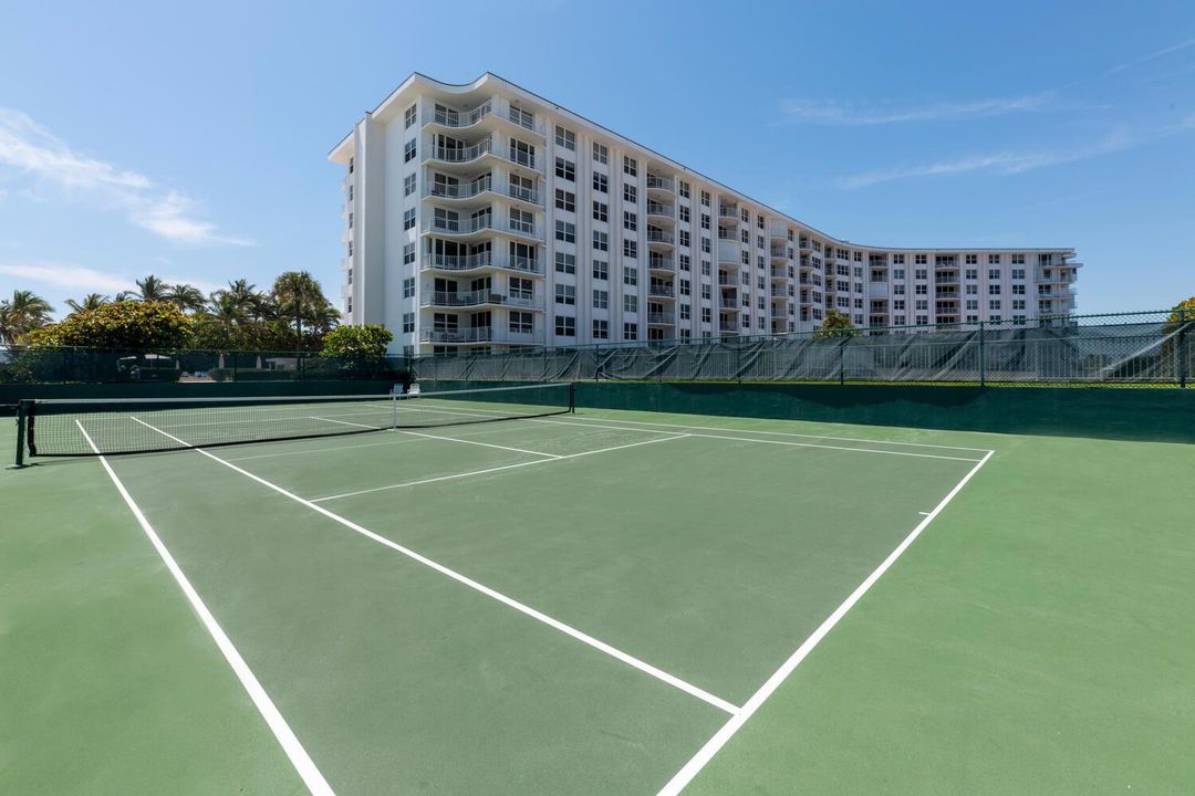 2295 S Ocean Blvd Apt 424 Palm-large-033