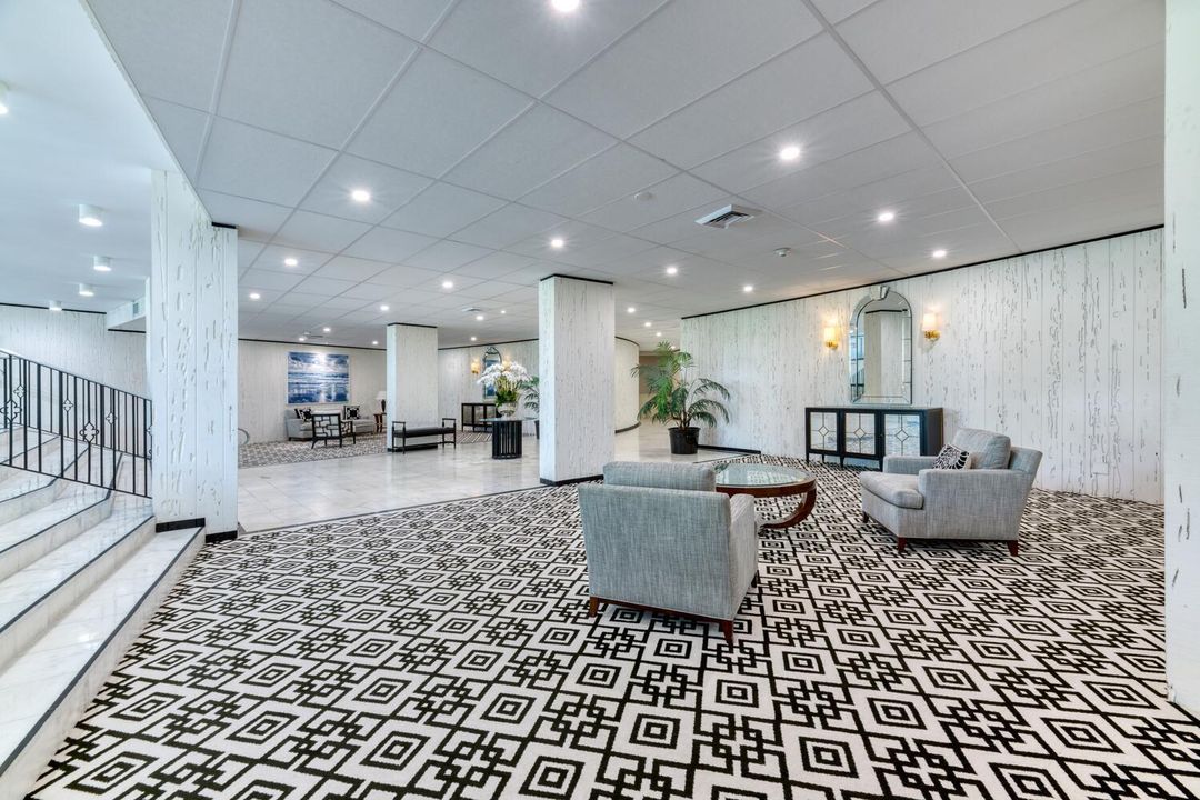 2295 S Ocean Blvd Apt 404 Palm-large-002