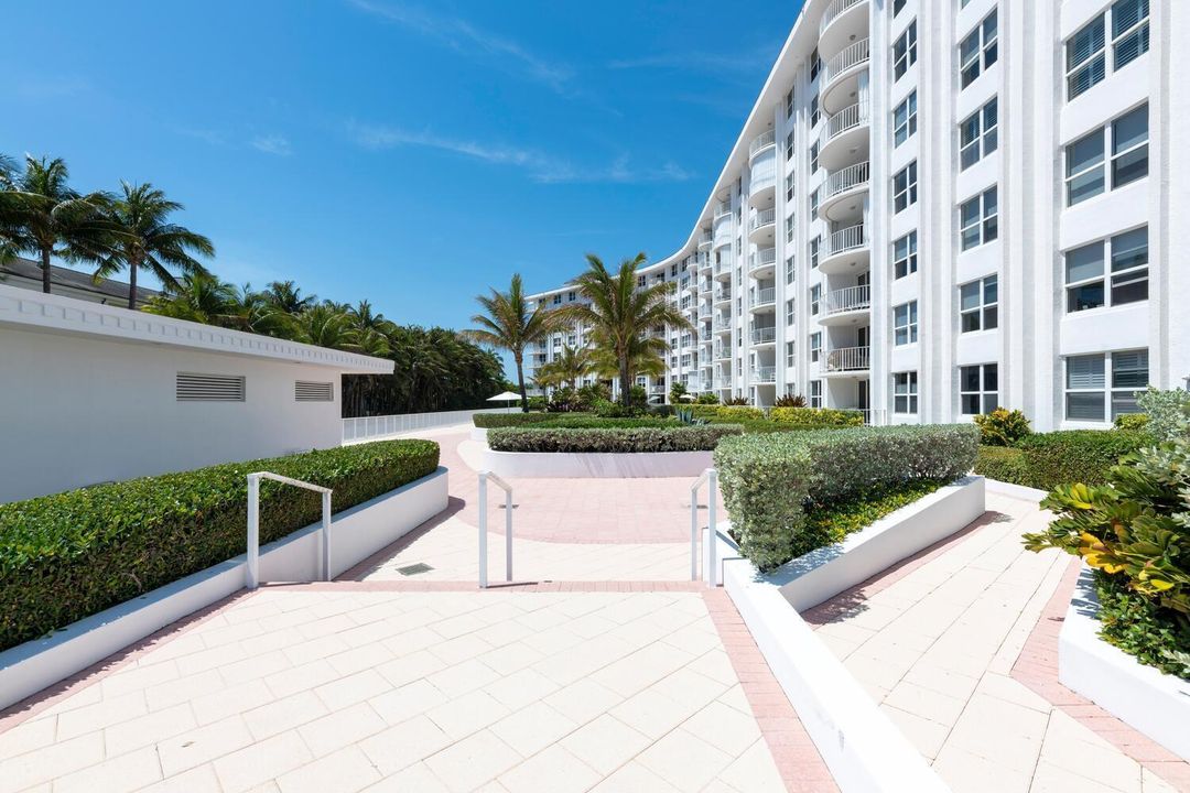2295 S Ocean Blvd Apt 404 Palm-large-010