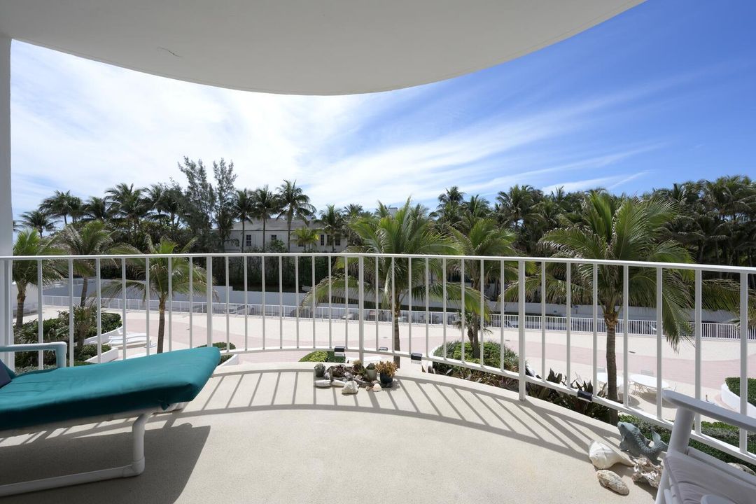 2295 S Ocean Blvd Apt 404 Palm-large-012